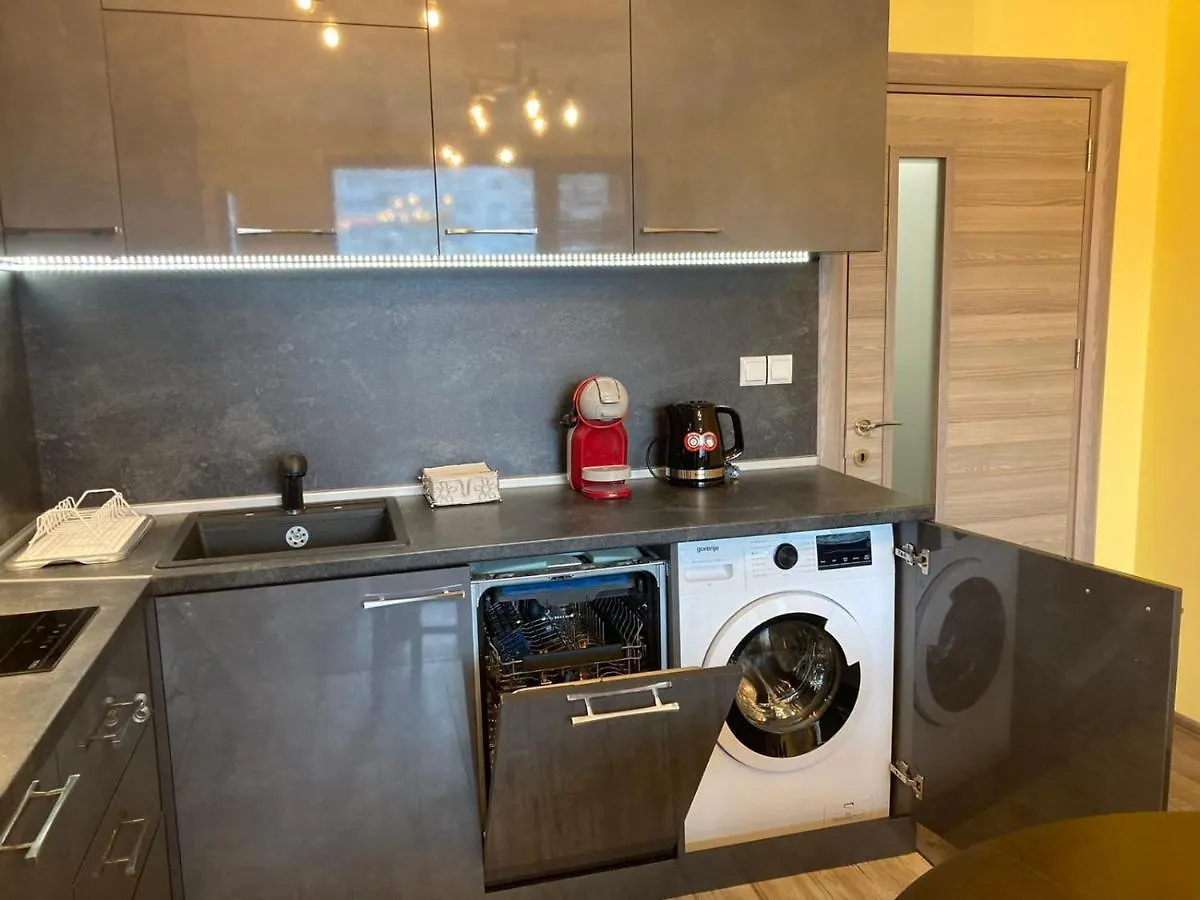 Victor'S Suite , With Private Parking Varna