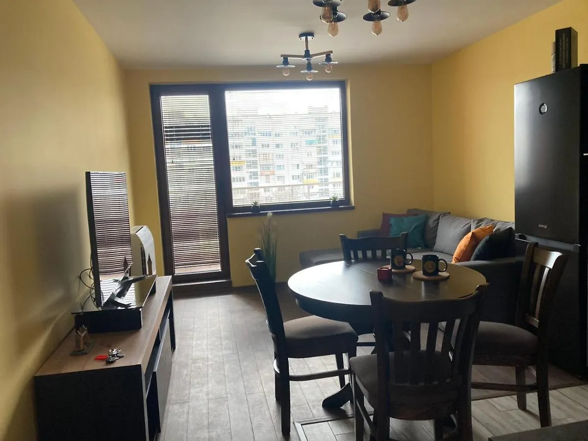 Apartamento Victor'S Suite , With Private Parking Varna